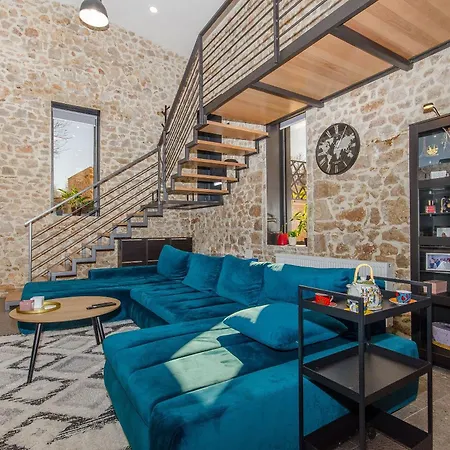 Villa 3qb *